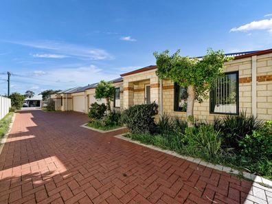 27B Sixth Road, Armadale WA 6112