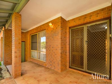 100 Grove Road, Lesmurdie WA 6076