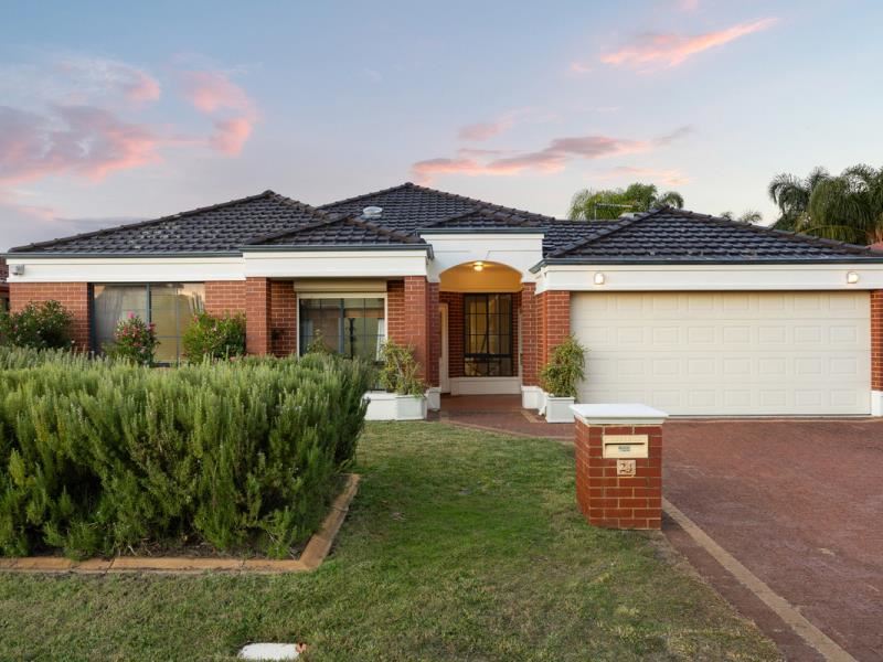 24 Fenchurch Street, Alexander Heights WA 6064