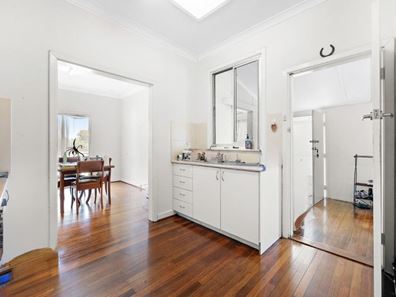 9 Chamberlain Street, O'Connor WA 6163