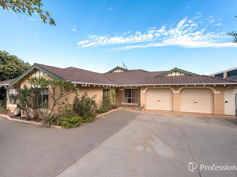 15 McDermott Avenue, Wandina WA 6530