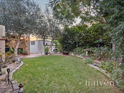 15 Yallambee Crescent, Wanneroo WA 6065