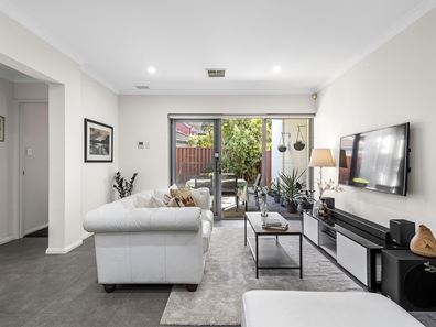 17B Farris Street, Innaloo WA 6018