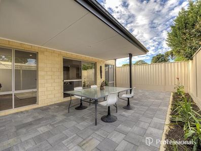 62A Lincoln Road, Forrestfield WA 6058