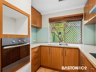 2/27 McMillan St, Victoria Park WA 6100