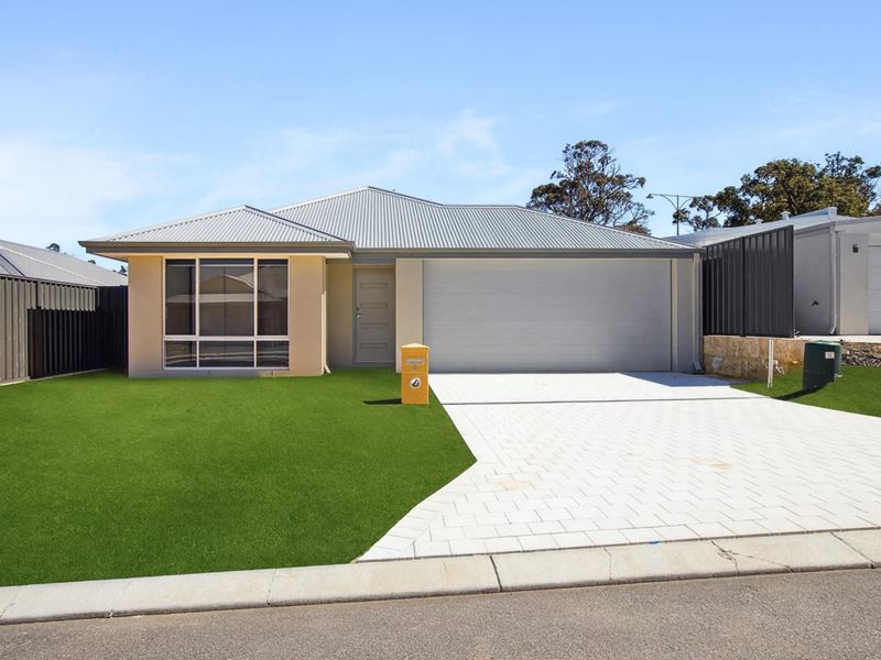 4 Sentosa Street, Baldivis WA 6171