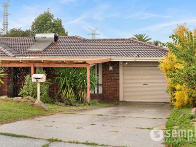 8 Mollerin Place, South Lake WA 6164