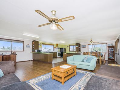 28 Desert  Road, Lancelin WA 6044