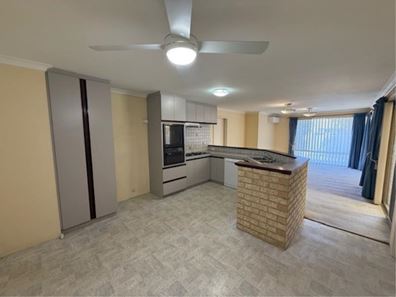 17A Exley Cl, Kardinya WA 6163
