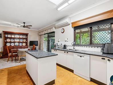 7 Reed Rise, Roleystone WA 6111