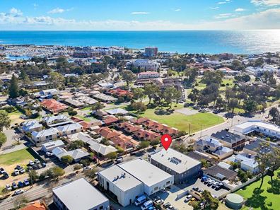 2/61 Sutton Street, Mandurah WA 6210