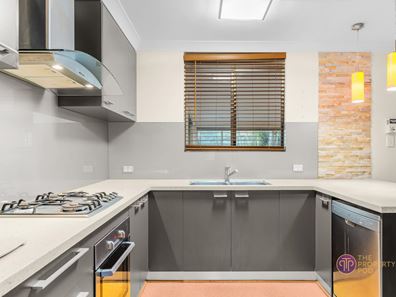 23 Constantine Court, Thornlie WA 6108