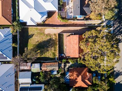 12A Nicholas Crescent, Hilton WA 6163