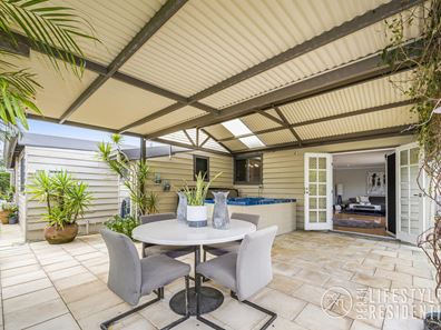 35A Armstrong Road, Wilson WA 6107