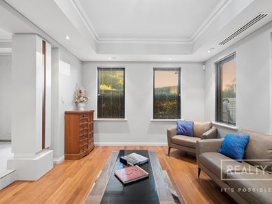 24 Shearn Crescent, Doubleview WA 6018