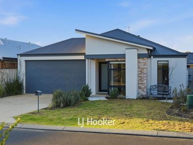 23 Pavilion Crescent, Geographe WA 6280