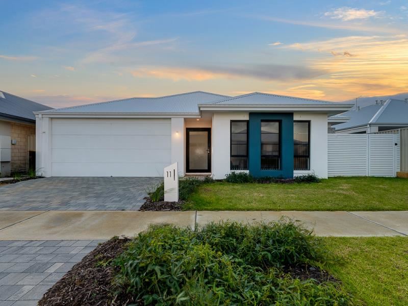 11 Laguna Way, Eglinton WA 6034
