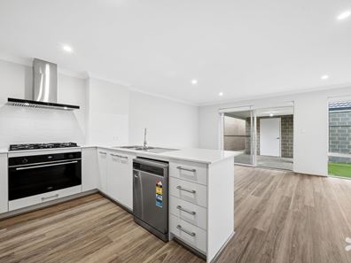 168A Lyon Road, Aubin Grove WA 6164