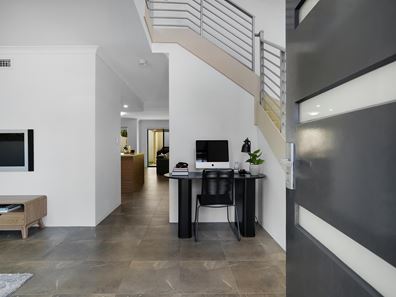 2A Vivaldi Avenue, Stirling WA 6021