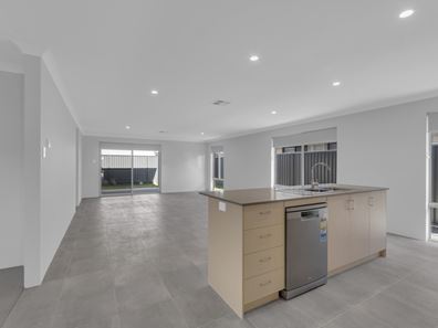 51 Butterleaf Road, Baldivis WA 6171