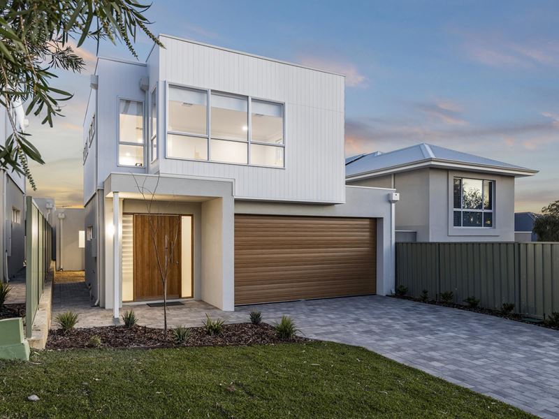 8B Roe Court, Padbury WA 6025