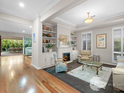 21 Ragly Way, The Vines WA 6069
