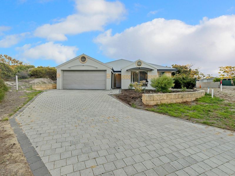5 Pirra Court, Two Rocks WA 6037