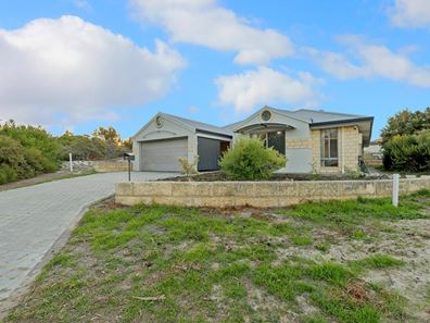 5 Pirra Court, Two Rocks WA 6037