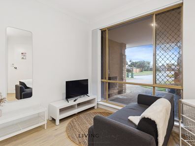 Room/3  8 Cornwall Close, Morley WA 6062