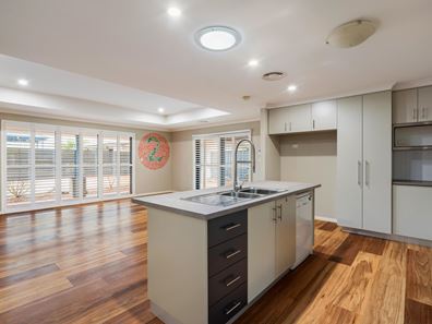 2/90 Seymour Street, West Busselton WA 6280