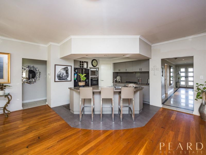 3 Bazille Crescent, Tapping