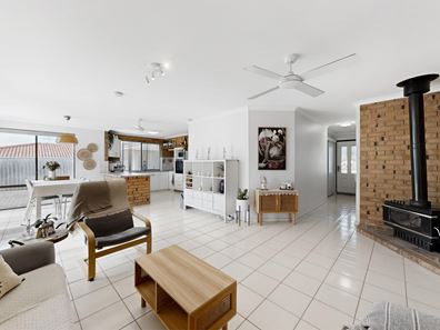 18 Sappleton Retreat, Merriwa WA 6030