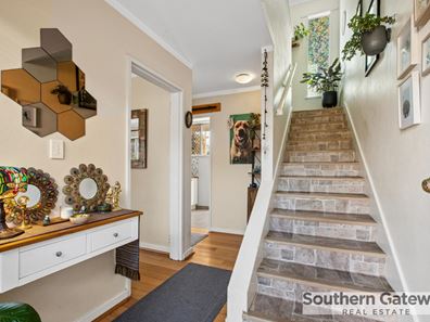 99 Sulphur Road, Orelia WA 6167