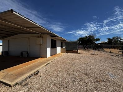 13 Carpenter Street, Exmouth WA 6707