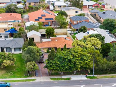 161 Safety Bay Road, Shoalwater WA 6169