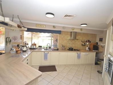 8 Teesdale Way, Baldivis WA 6171