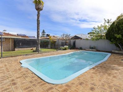 34 Trusmore Crescent, Craigie WA 6025