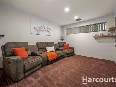 1 Verdigris Loop, Eglinton WA 6034