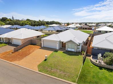 15 Topsail Street, Drummond Cove WA 6532