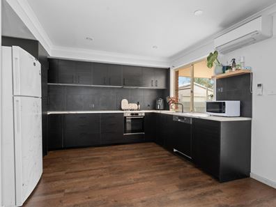 3 Holroyd Way, Boulder WA 6432