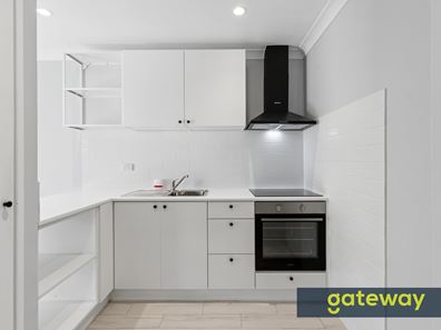 16/10 Merope  Close, Rockingham WA 6168