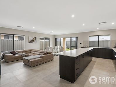 170 Kokoda Boulevard, Byford WA 6122