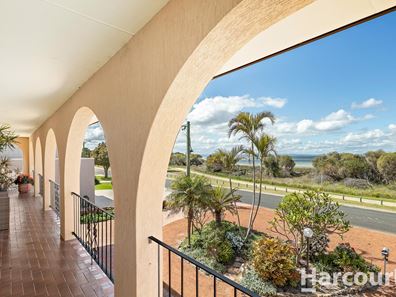 70 Flinders Street, Falcon WA 6210