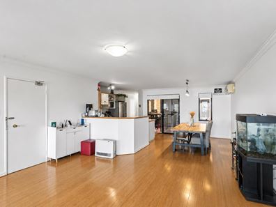 4/16-28 Waterloo Crescent, East Perth WA 6004