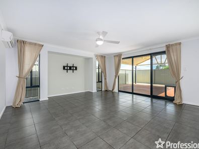 42 Colreavy Ramble, Baldivis WA 6171
