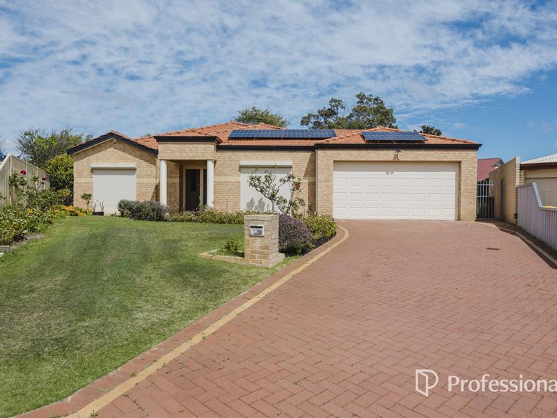 12 Auburn Close, Marangaroo WA 6064