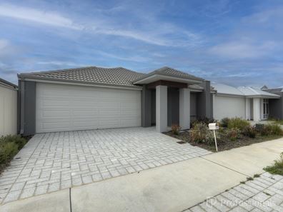 12 Umina Way, Alkimos WA 6038