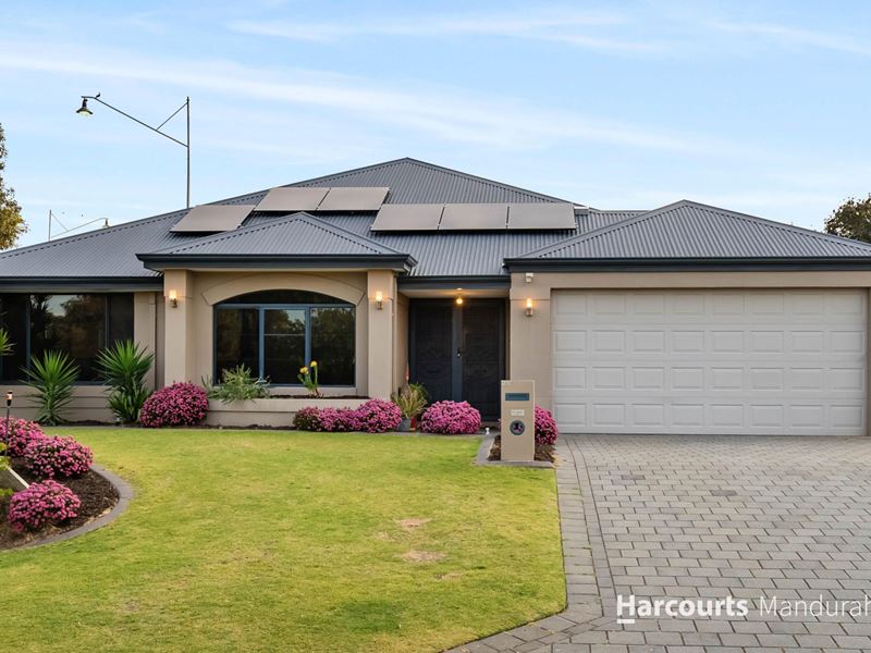 28 Tillery Way, Secret Harbour WA 6173