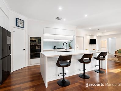 28 Tillery Way, Secret Harbour WA 6173