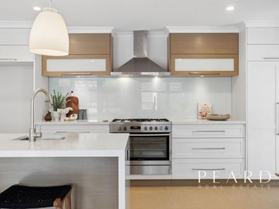 9 Bellanger Drive, Beldon WA 6027